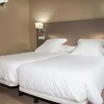 Areces Hotel