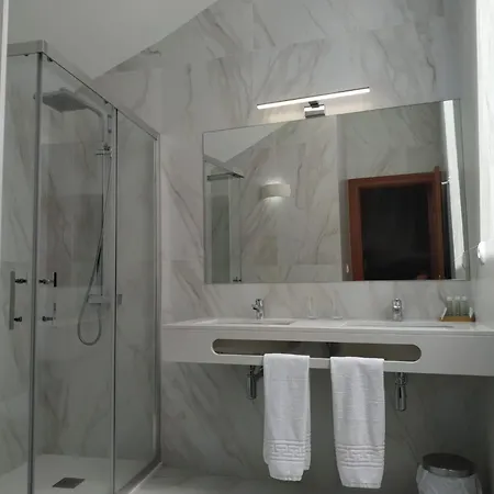 Areces Hotel